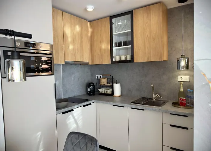 Luxury בנידורם